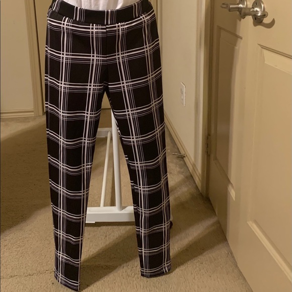 New Directions Plaid Leggings/Pant - Picture 1 of 2